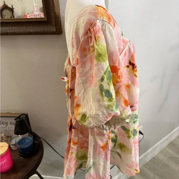 Torrid Multicolor Floral Button-Front Blouse - Picture 4 of 6